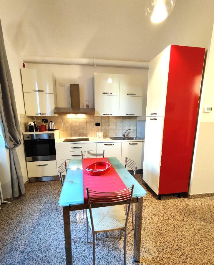 Appartamento Al Novecento Novi Νόβι Λίγκουρε Εξωτερικό φωτογραφία